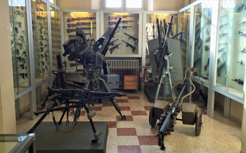 Interni Museo Internazionale Armi Leggere di Terni (foto di UmbriaON)